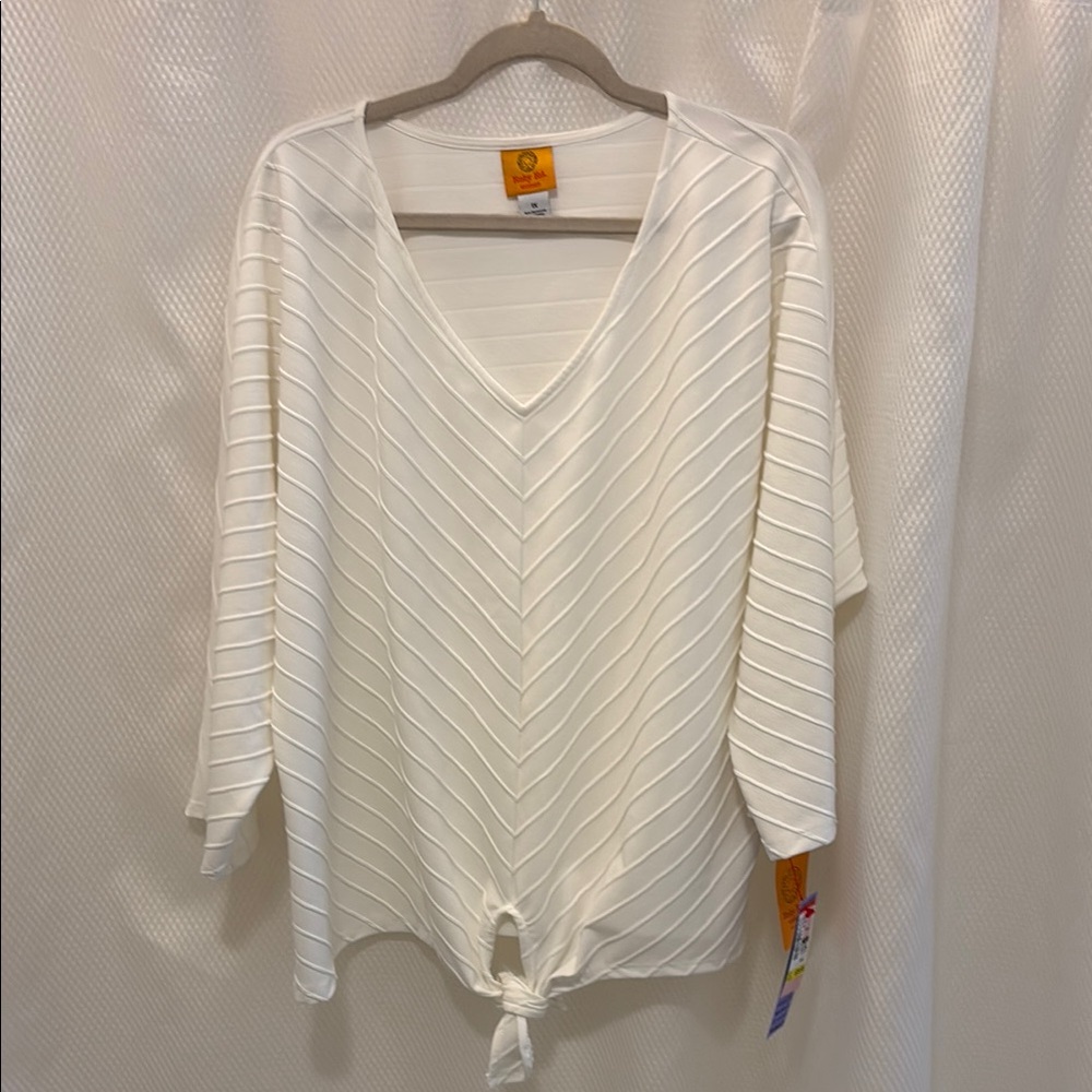 Ruby Rd. Women's White V-Neck Jersey Top